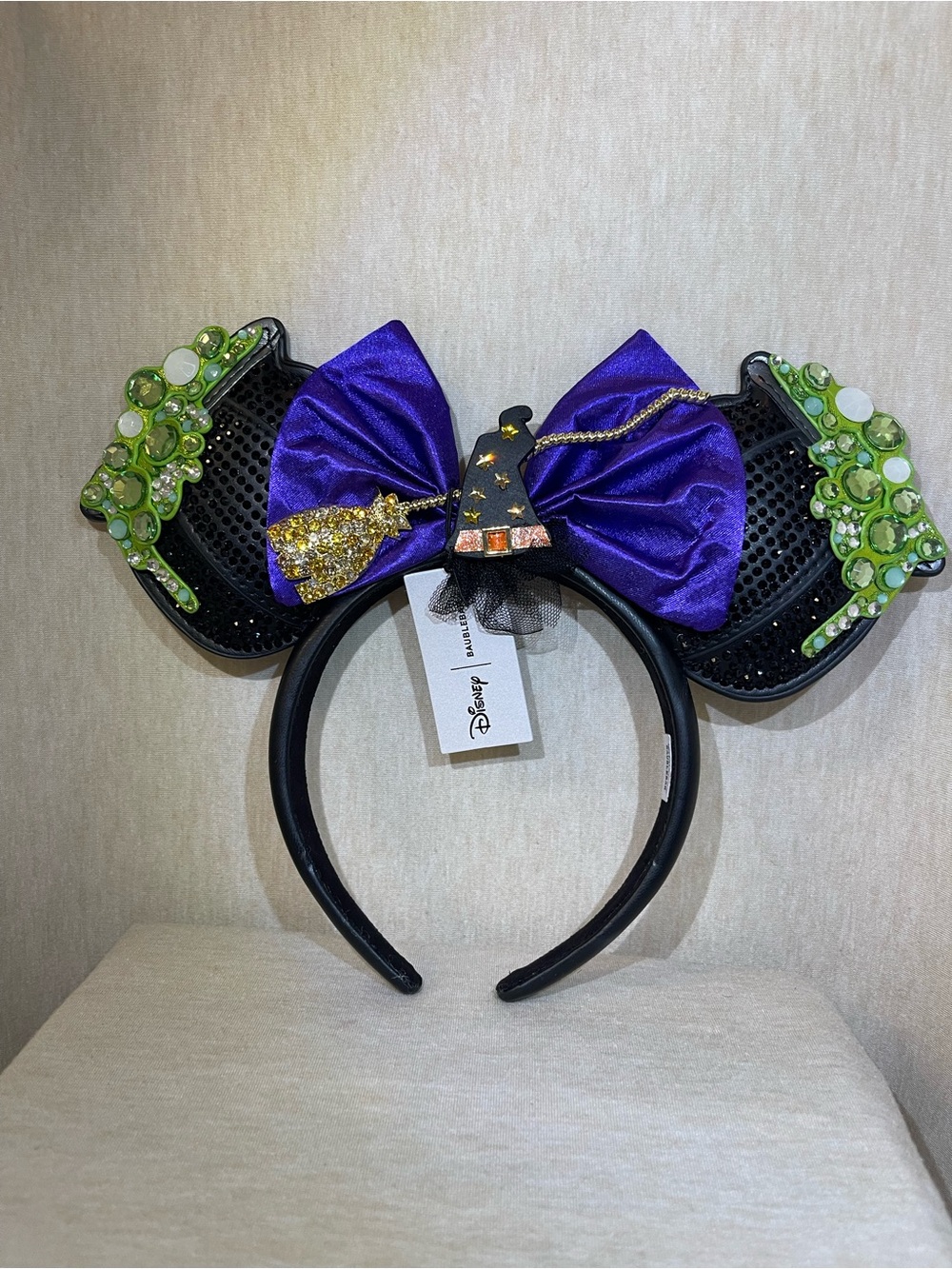 Disney Bauble Bar 2026 Halloween Witch Ears-